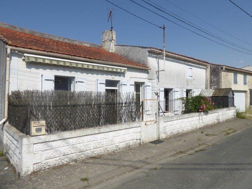 MAISON A RESTAURER PROCHE LA ROCHELLE 